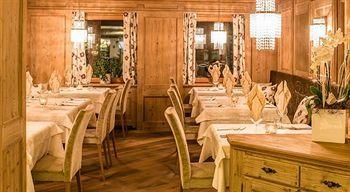 Hotel Alpin Sonnblick 4*