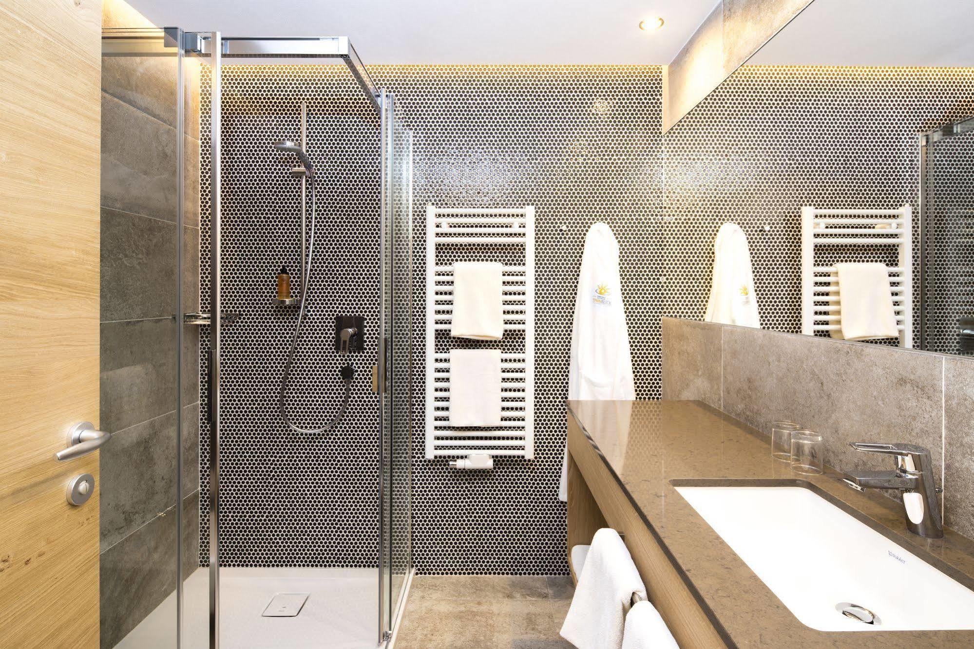 Hotel Alpin Sonnblick 4*