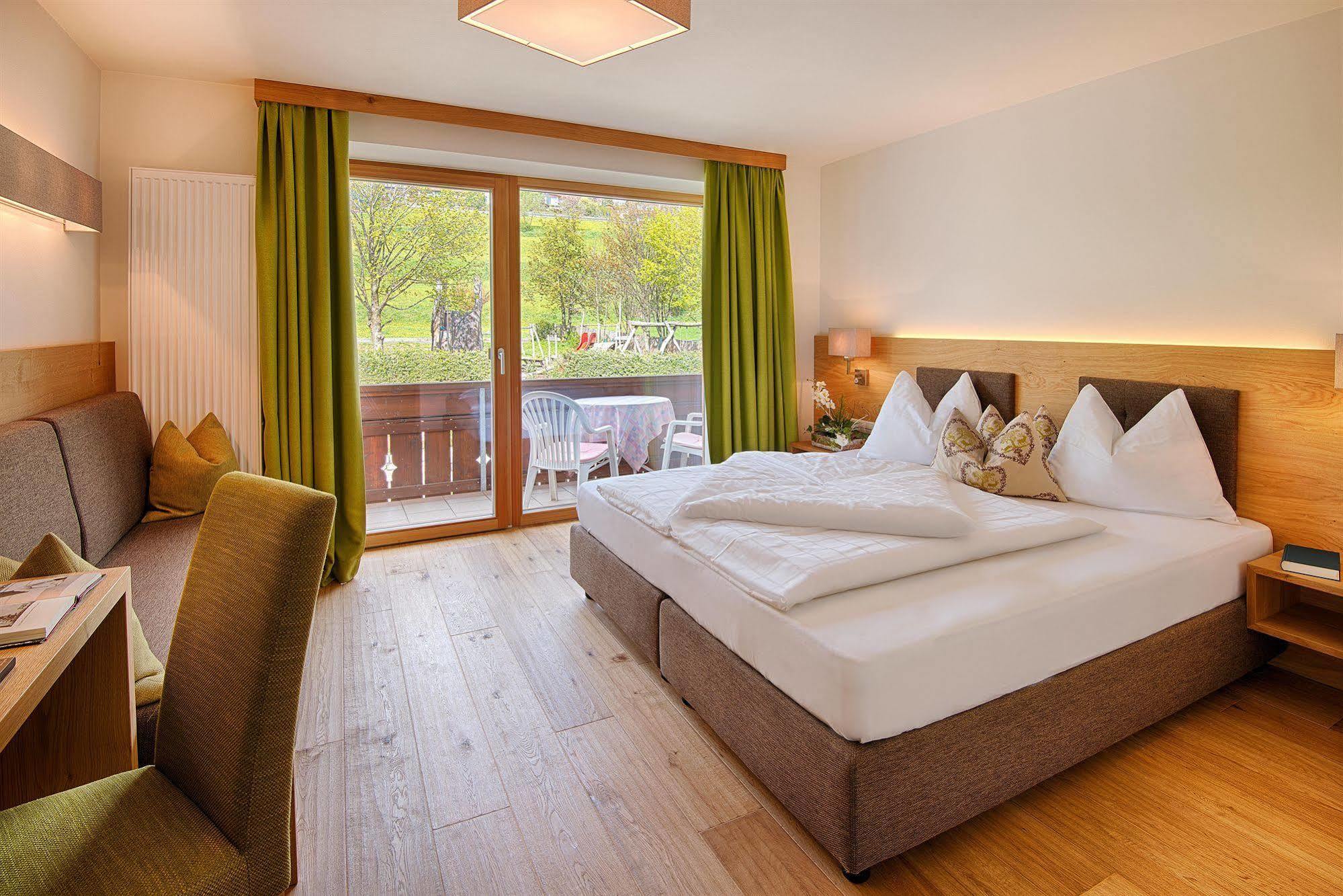 Alpin Sonnblick Hotel 4*